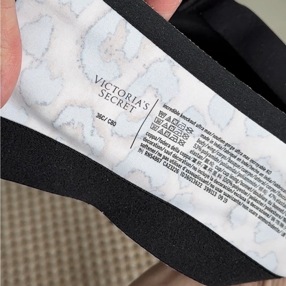 Victoria’s Secret extra support sports bra - Picture 4 of 5